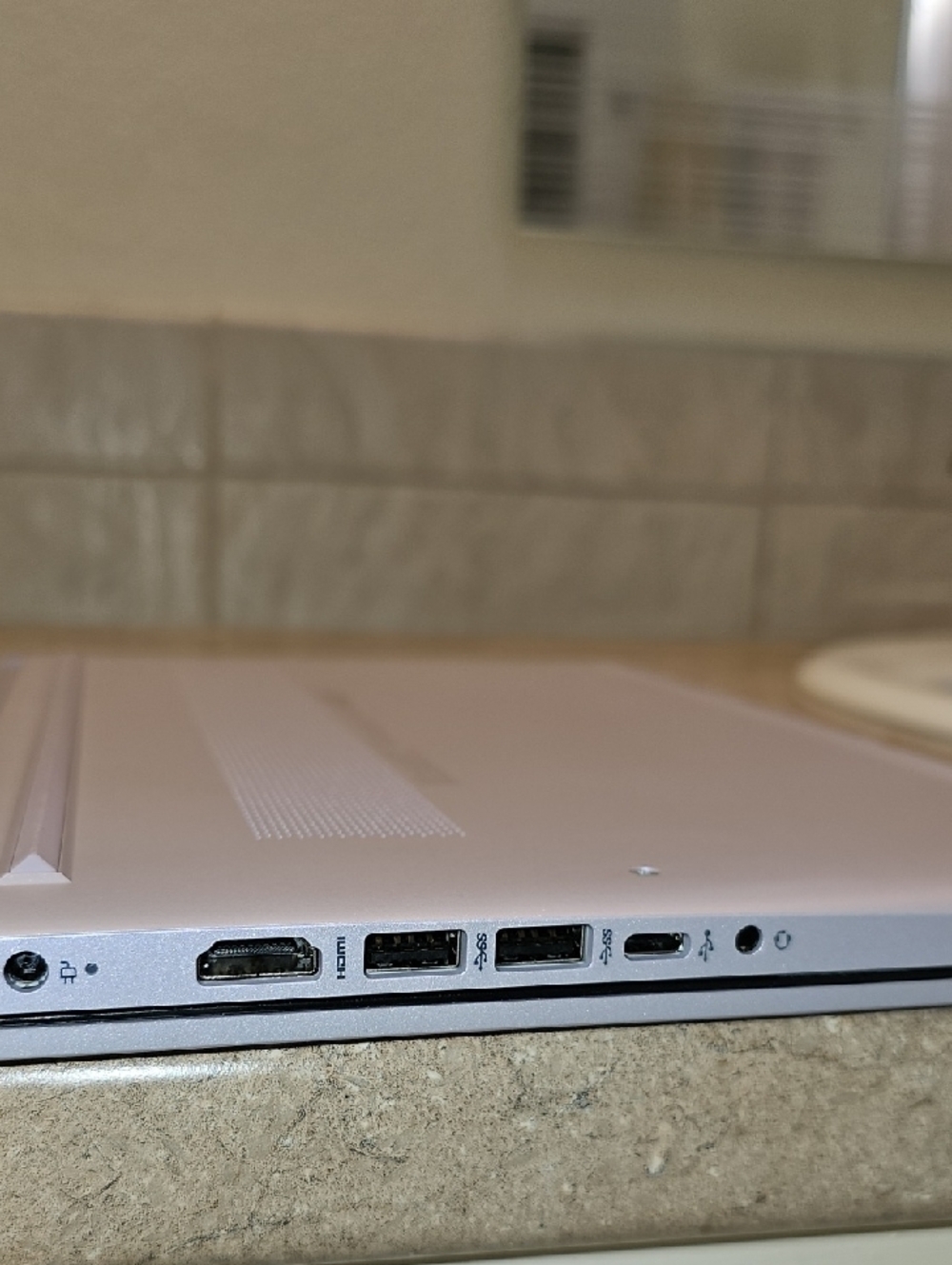 HP Lavender Silver Notebook Laptop - Sleek HP Portable Computer - Picture 8 of 16